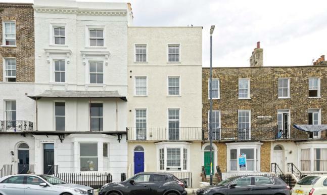 Cultural Heart Of Apartment Margate